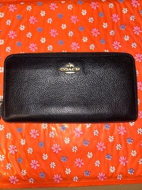 Coach Black Pebbled Leather Zip-Around Wallet with Gold Logo